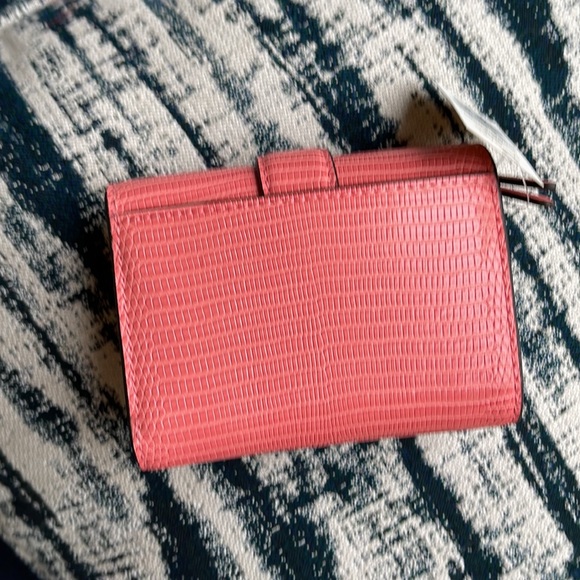 MICHAEL KORS CARMEN MEDIUM FLAP LOGO BIFOLD WALLET GRAPEFRUIT - Picture 13 of 16